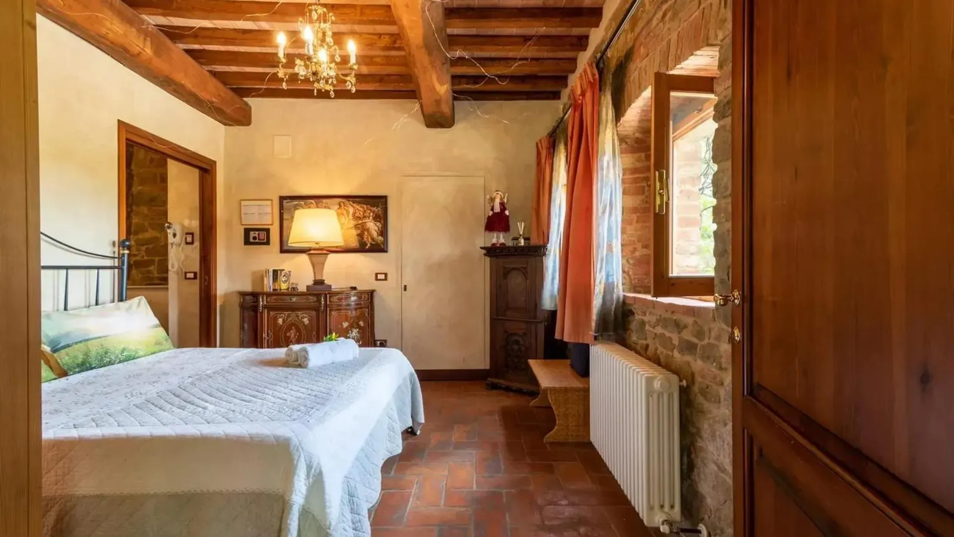 Cozy House In Monte San Savino Villa