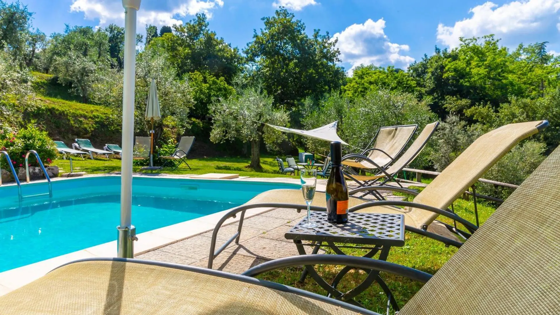 Cozy House In Monte San Savino Villa
